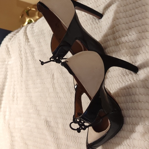 Schultz Herls - Picture 4 of 8